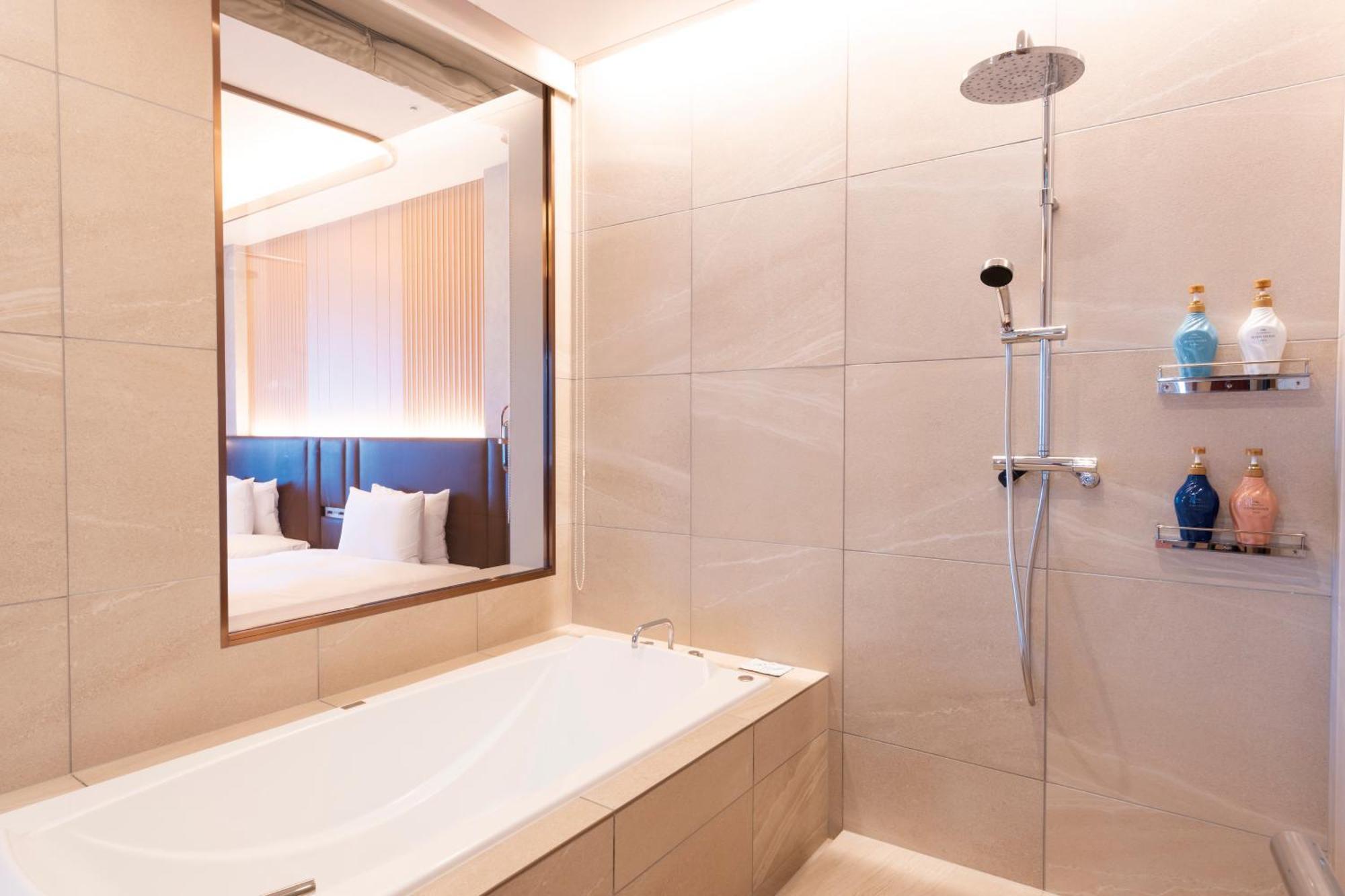 Hotel Springs Makuhari Premier Chiba Zewnętrze zdjęcie